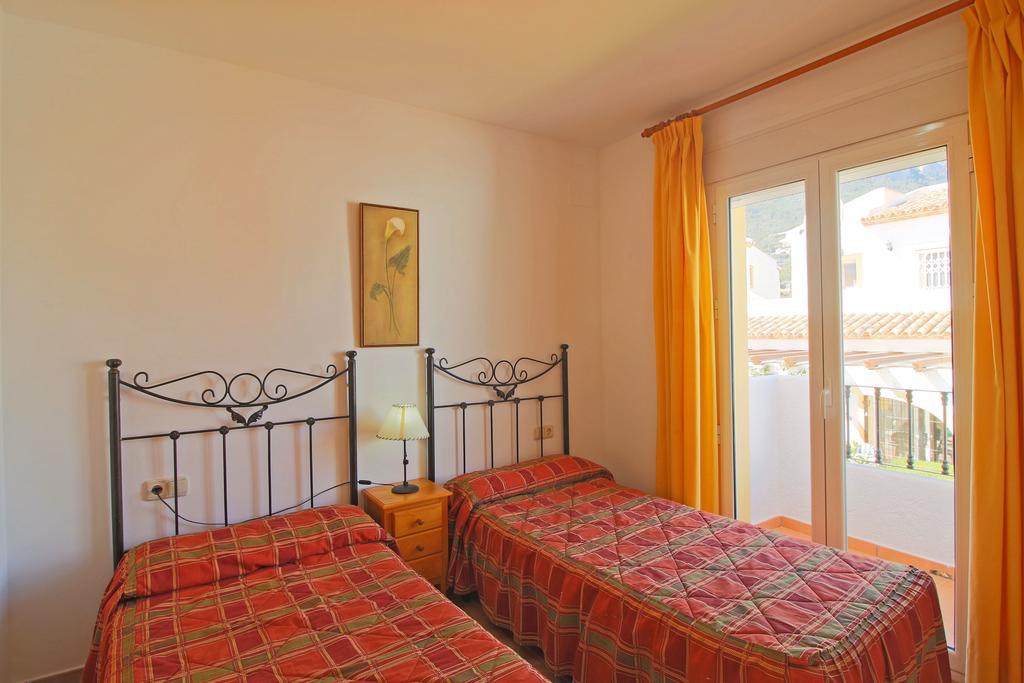 Bungalows Puerta De กัลเป ภายนอก รูปภาพ